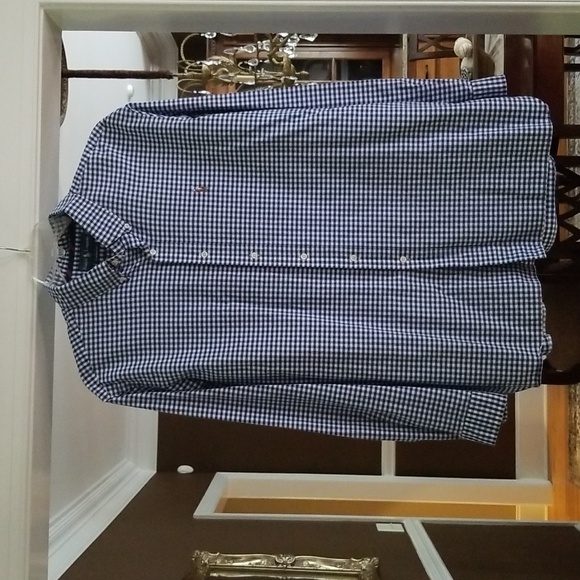 NWOT.  Polo by Ralph Lauren classic fit button down. - Picture 1 of 3